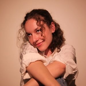 Meet your Posher, Michaela